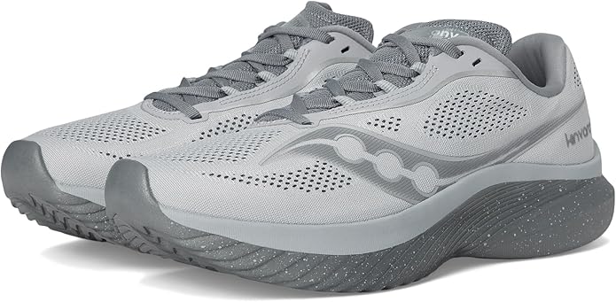 Saucony Men's Kinvara 15 Sneaker