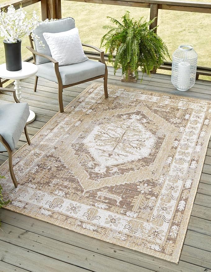 Unique Loom Outdoor Traditional Collection Area Rug - Valeria (2' 2" x 3' 1" Rectangle, Natural/ Ivory)