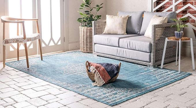 Unique Loom Outdoor Traditional Collection Area Rug - Antique (4' 1" x 6' 1" Rectangle, Teal/ Gray)