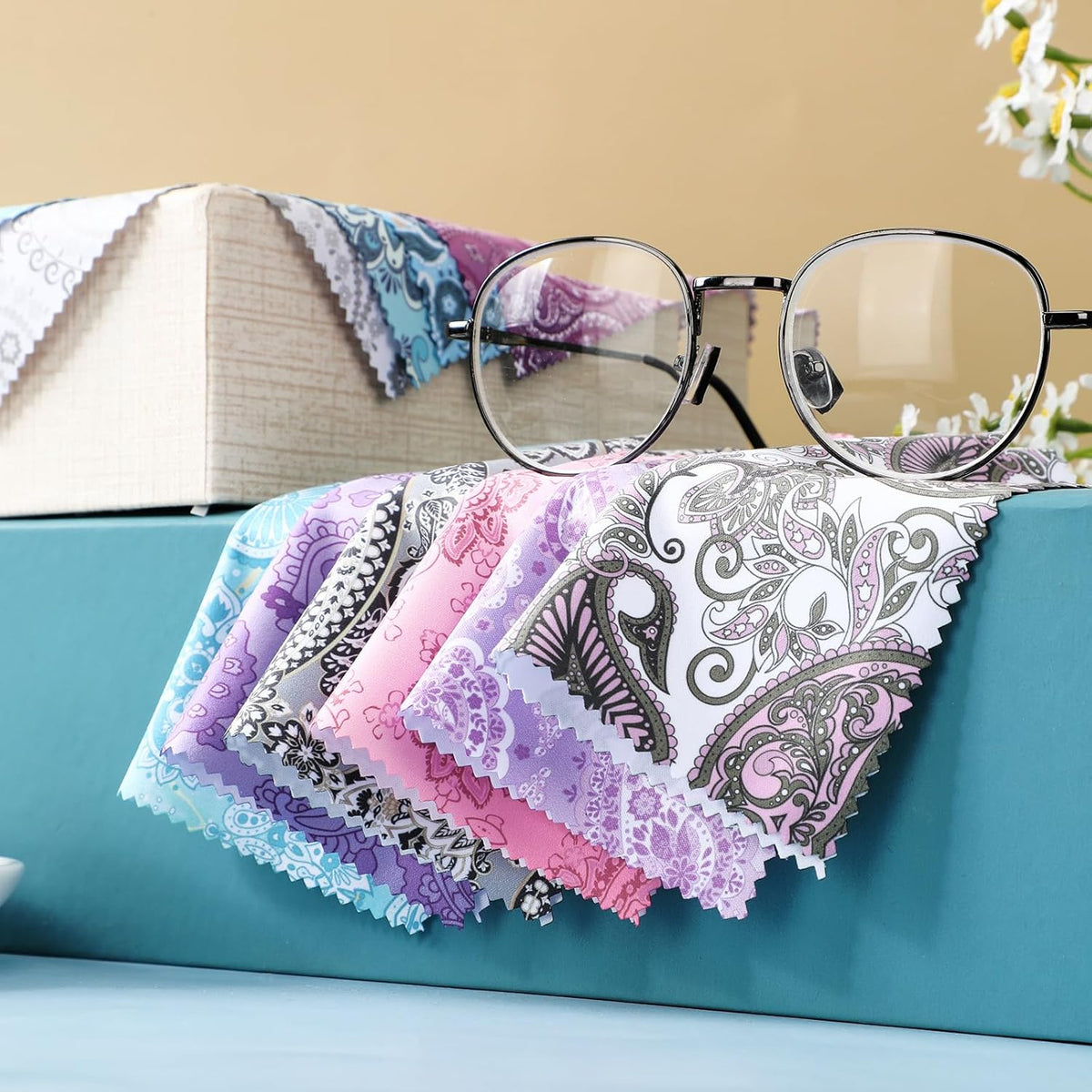 Sinmoe 20 Pcs Microfiber Cleaning Cloth Cute Paisley Waves Design Microfiber Soft Multicolor Glasses Cleaner Cloth for Eyeglasses Camera Lens Cell Phone Screens Glasses, 6 x 6 Inches
