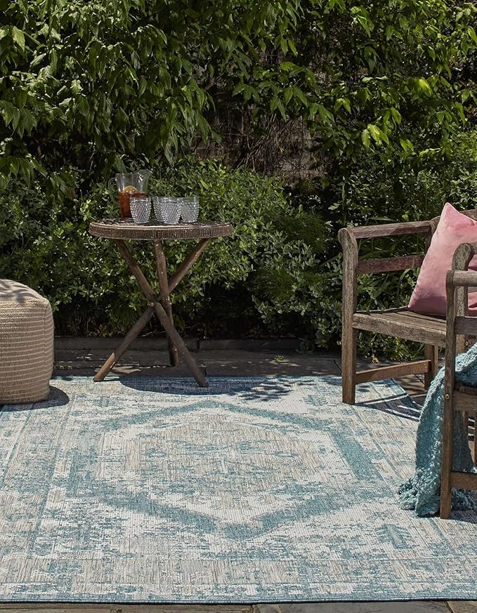 Unique Loom Outdoor Traditional Collection Area Rug - Valeria (9' x 12' 2" Rectangle, Aqua/ Ivory)
