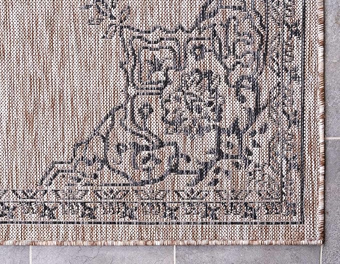 Unique Loom Outdoor Traditional Collection Area Rug - Antique (8' x 11' 4" Rectangle, Beige/ Black)