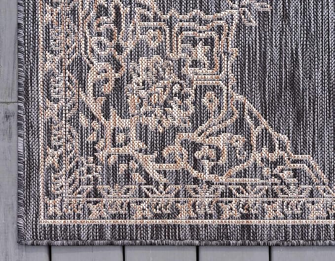 Unique Loom Outdoor Traditional Collection Area Rug - Antique (7' 1" x 10' Rectangle, Charcoal Gray/ Natural)
