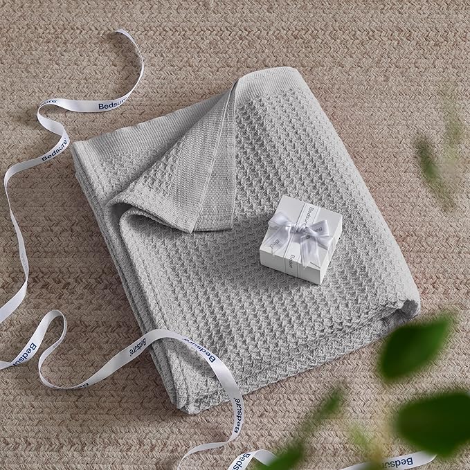 Bedsure 100% Cotton Blanket Queen Size for Bed - Breathable and Soft, Waffle Weave Blanket for Summer, Thick Cozy Fall Blankets for Women Gift, Grey, 90x90 Inches